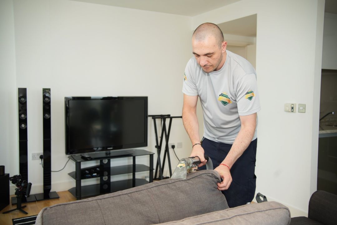 3-upholstery-cleaning-london